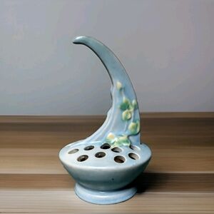 Vintage Roseville Pottery 1941 Columbine Blue Flower Frog 42